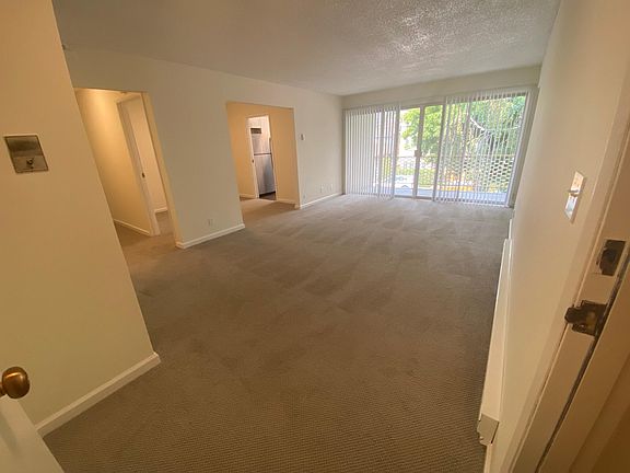 5th image of 210 Monte Diablo Ave #205