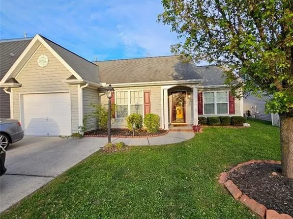 166 Larck Crest Ln, Winston Salem, NC 27107