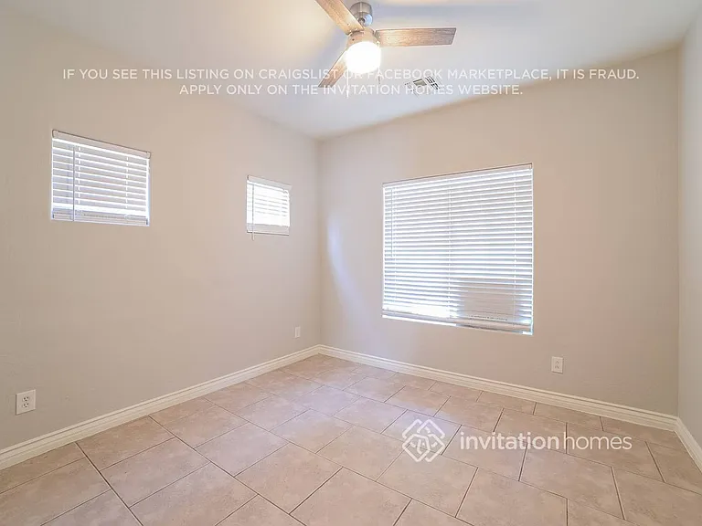 2054 N Illinois St — Photo 3