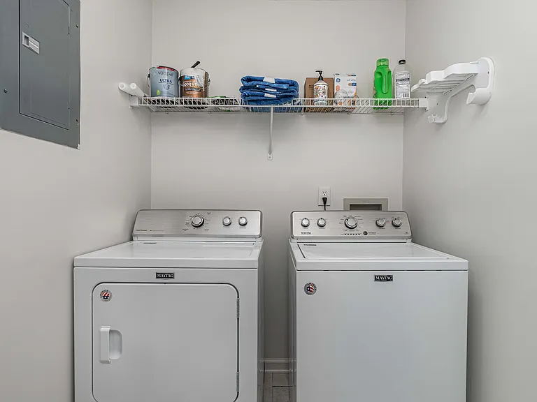 1850 Atlantic Dr #633 — Photo 28