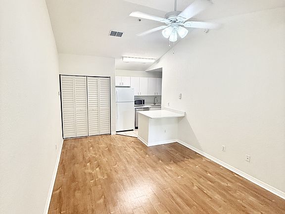 5th image of 6328 Raleigh St #813-1