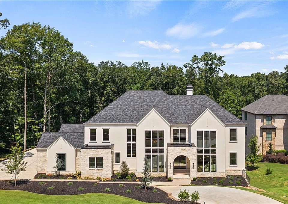 1st image of 251 Traditions Dr