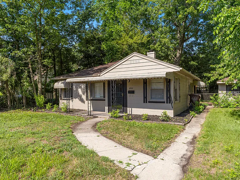 5228 Fletcher St — Photo 4