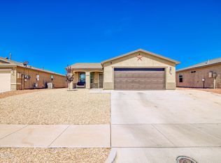 729 Villa Romero Dr, Horizon City, TX 79928
