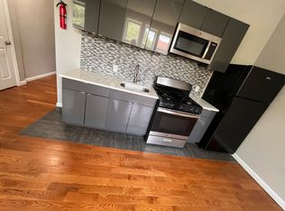 140 S Harrison St #1B, East Orange, NJ 07018