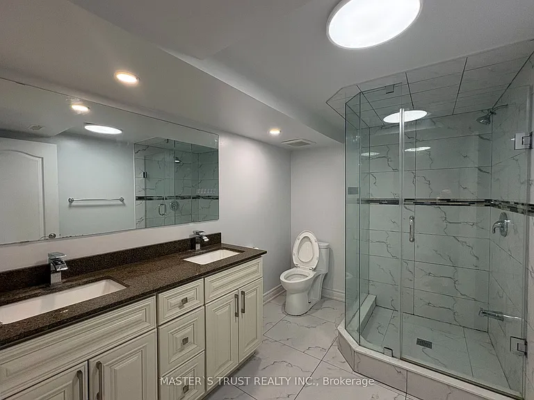 37 Levellands Cres — Photo 12