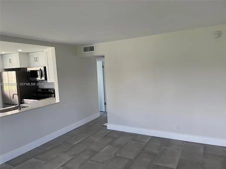 136 Brighton Dr #136-D — Photo 9
