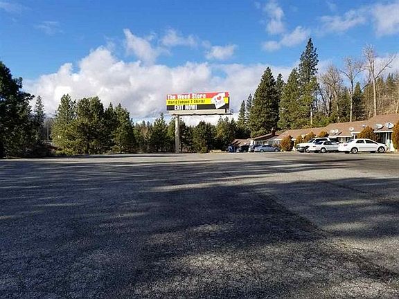 4th image of 550 Shastina Dr
