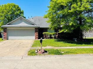 1104 Richland Cv, West Memphis, AR 72301