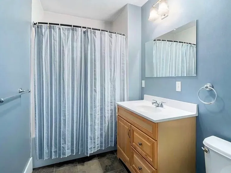 87 Yale St #1A — Photo 3