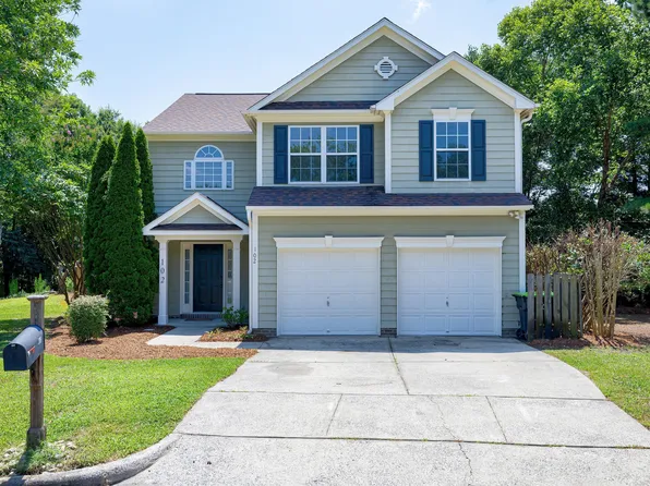102 Fallon Ct, Apex, NC 27502