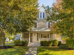 143 River St #2, Newton, MA 02465