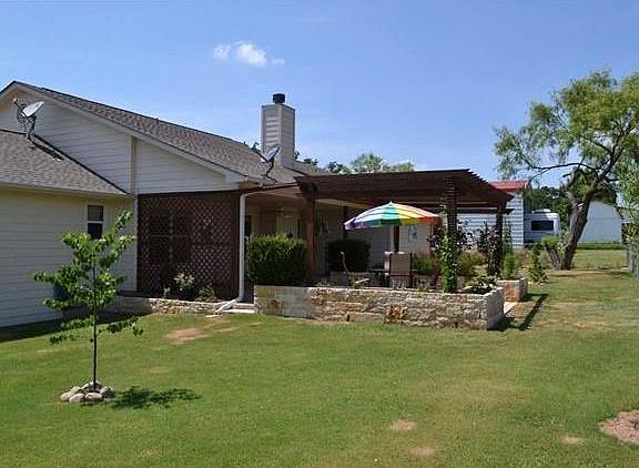 3rd image of 184 Chesterfield Dr