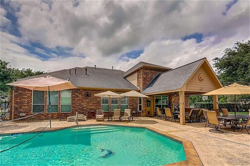 1st image of 2523 Texana Way