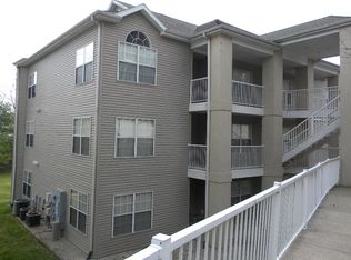 33 Golfshores Dr APT 1, Branson, MO 65616