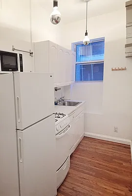 Rented by Corcoran | media 51