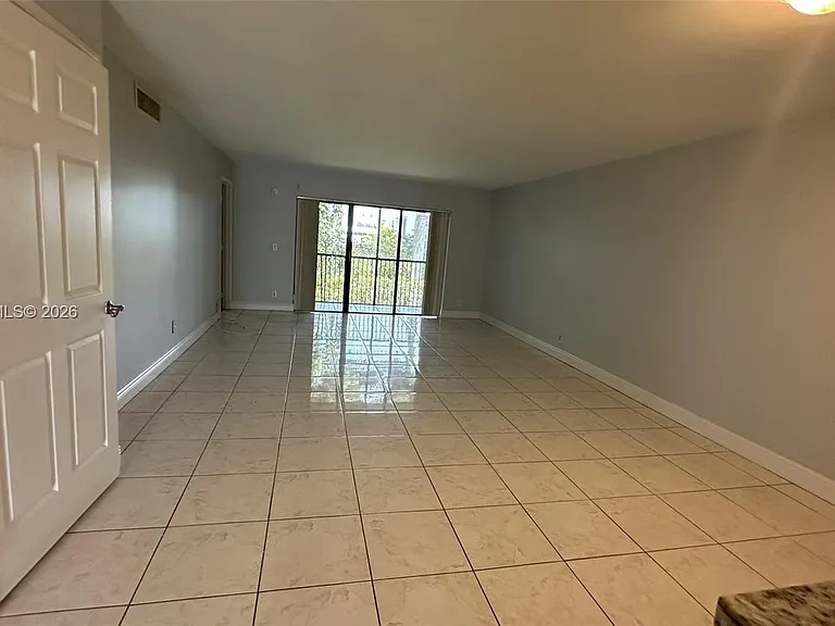 16551 Blatt Blvd #204 — Photo 7