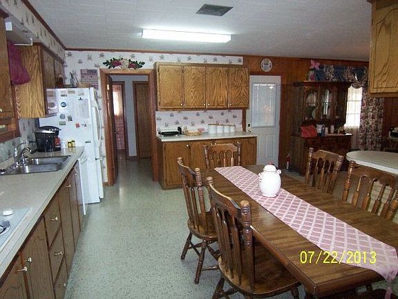 4th image of 1030 Canal Blvd