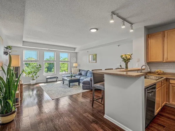 515 N 1st St APT 405, Minneapolis, MN 55401