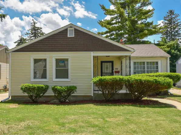 1913 West Eggert PLACE, Milwaukee, WI 53209