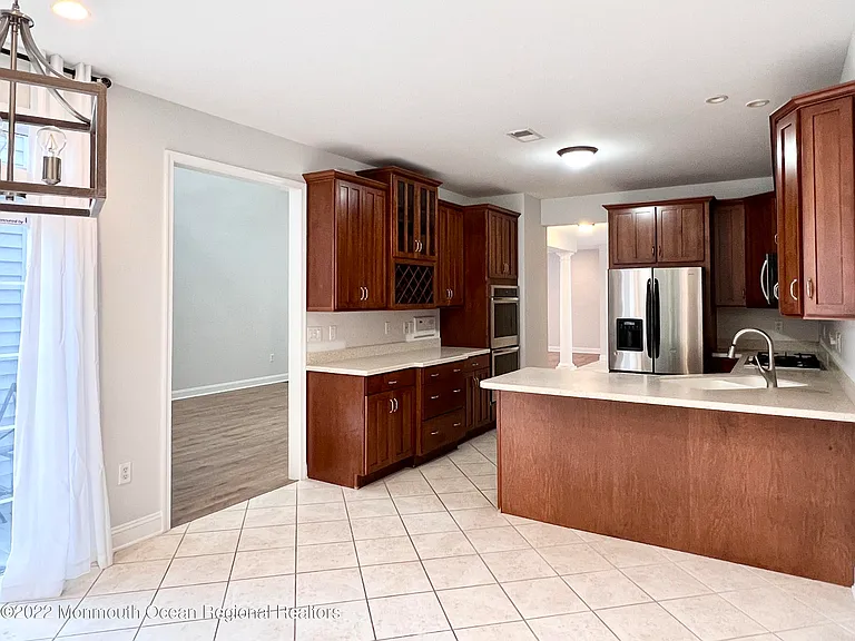 1 Hendrickson Ct — Photo 17