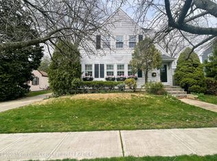 35 Edgemere Dr, Matawan, NJ 07747