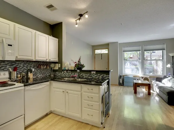 660 2nd St N #136, Minneapolis, MN 55401