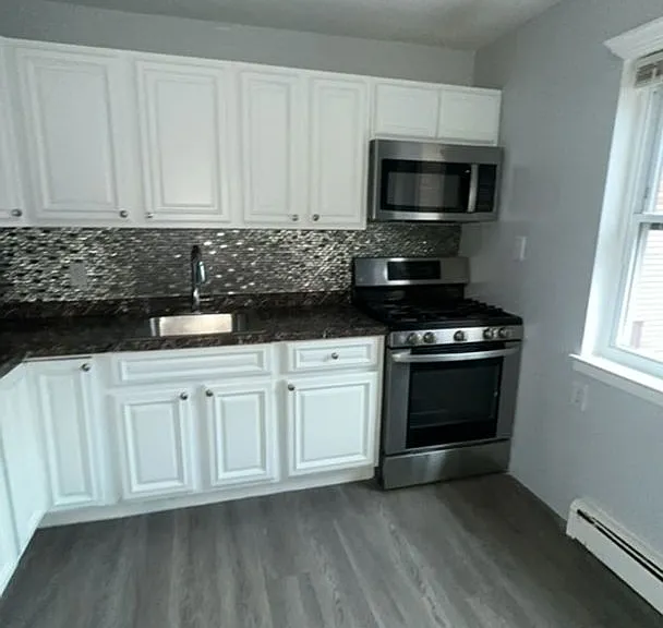 Station Square Apartments Steps from East Rutherford Train Station with Parking Included — Photo 6