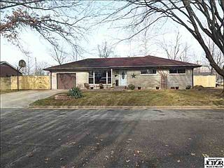 1st image of 204 McMahan St