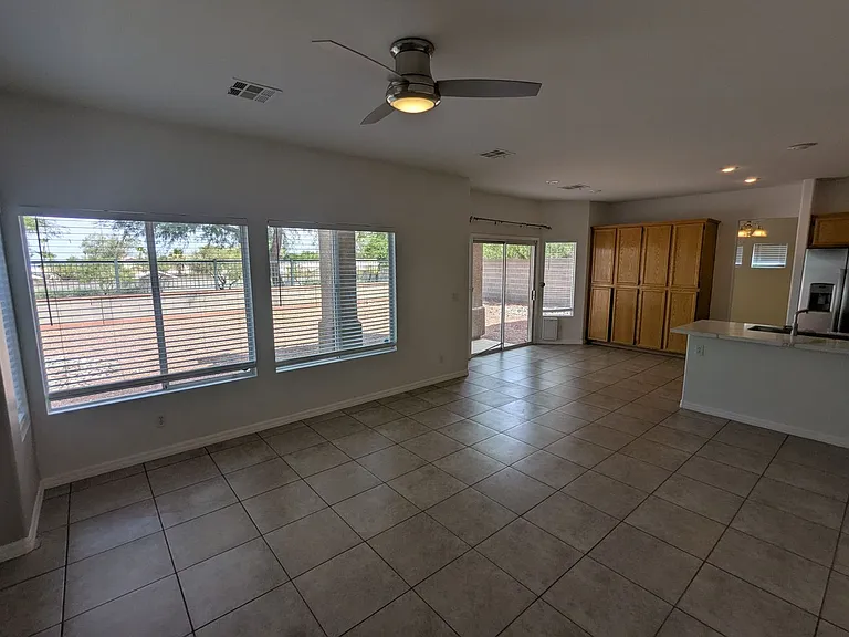 1016 Royal Plum Ln — Photo 26