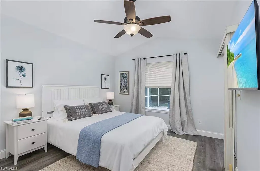 3 bed, 2.0 bath, 1715 sqft, $5,500 — Photo 2