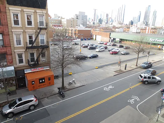 Rented by Block & Lot Real Estate | media 16