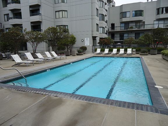 4th image of 601 Van Ness Ave APT 722