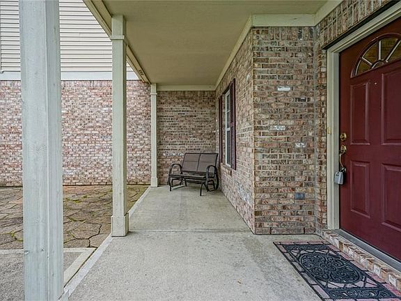3rd image of 15229 Beam St