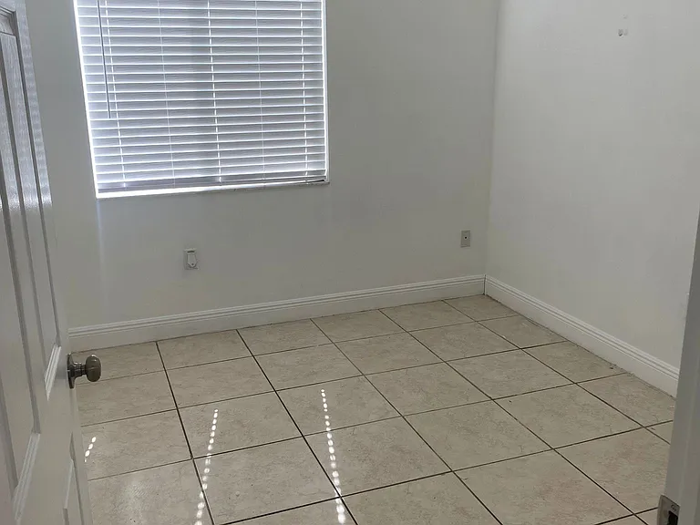 Palm West Apartment Holdings, LLC — Photo 22