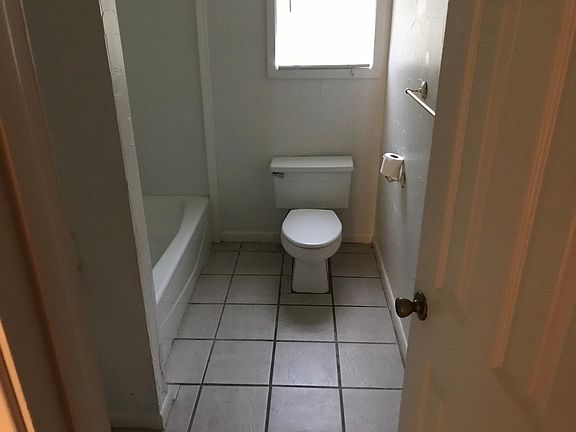 2nd image of 300 Breton Dr