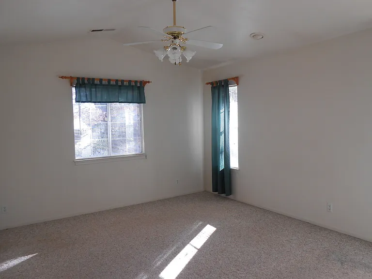 4896 Chateau Way — Photo 19