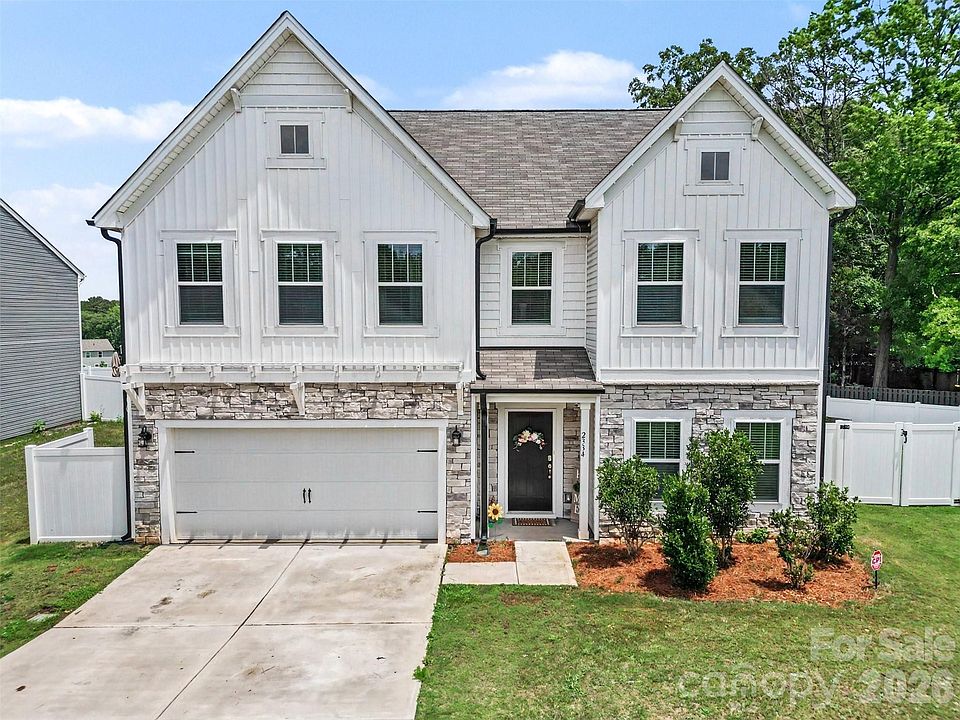 1st image of 2334 Waverly Dr