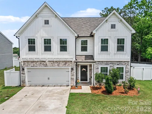 2334 Waverly Dr, Monroe, NC 28112
