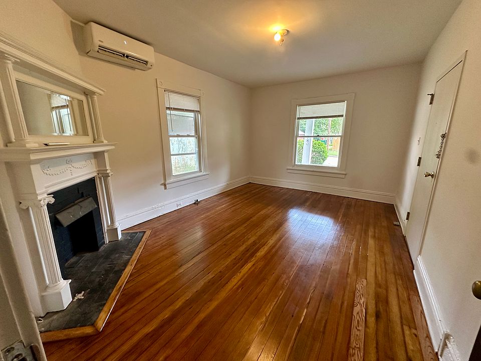 1st image of 3101 New Kent Ave APT 1