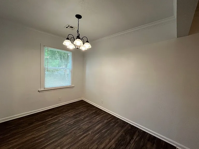 819 N Gary Pl — Photo 6