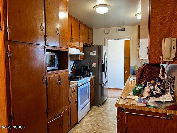 4th image of 1429 Claremont Pl