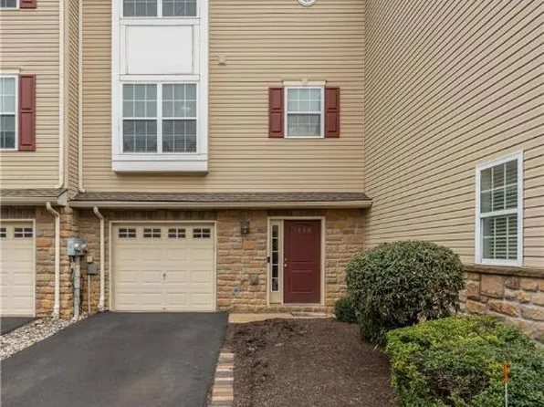 7330 Pioneer Dr, Macungie, PA 18062