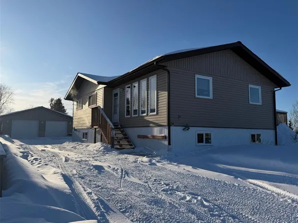 127 Hastings STREET, La Ronge, SK S0J 1L0