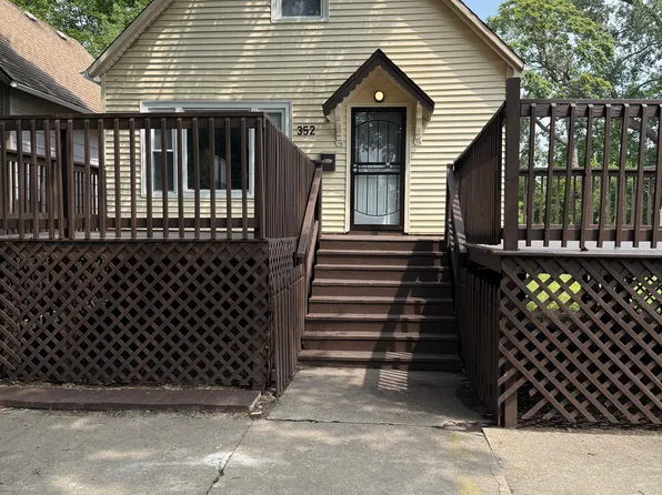 352 W 116th St, Chicago, IL 60628
