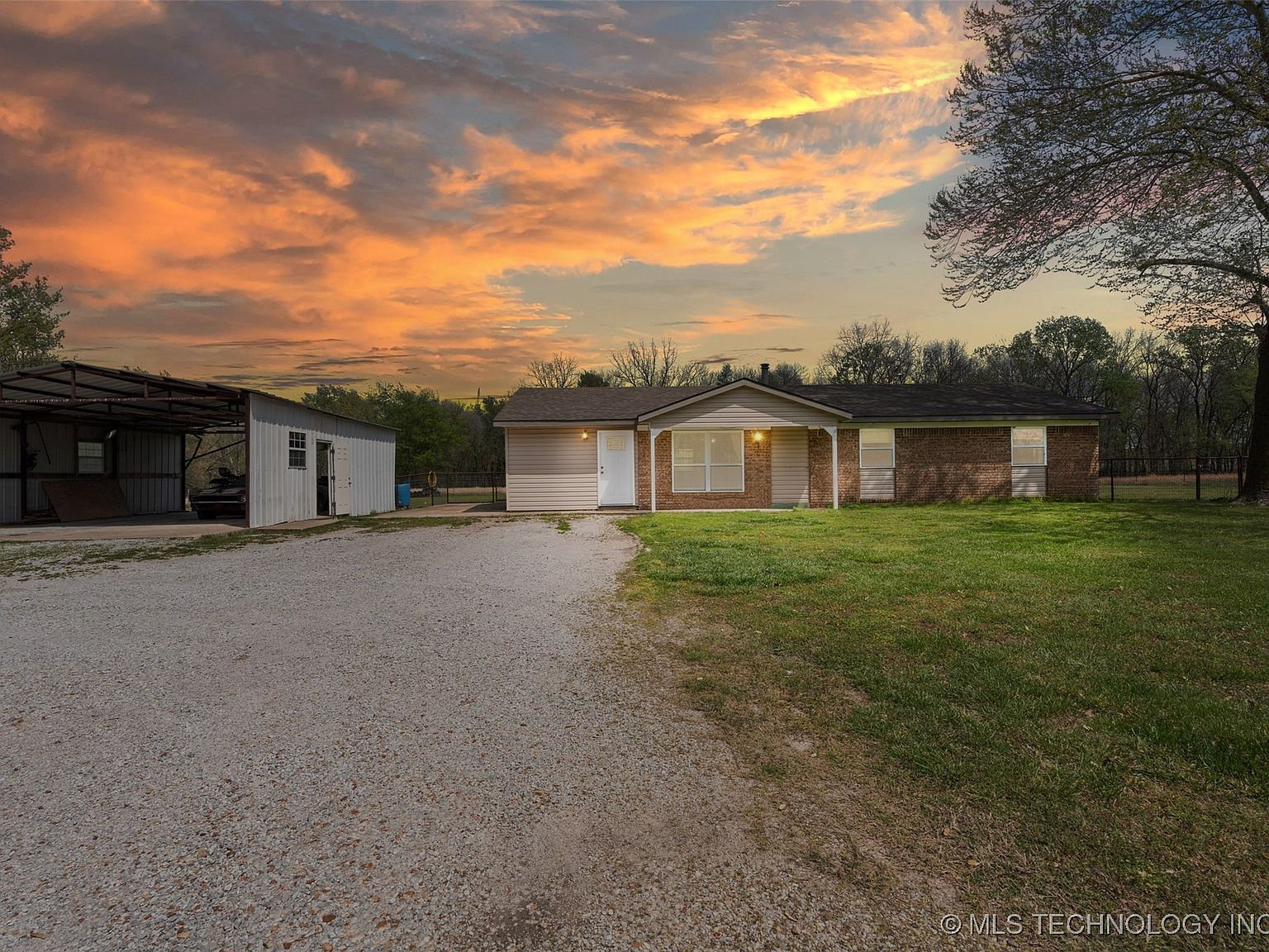 32276 S 4400th Rd, Big Cabin, OK 74332 | Zillow