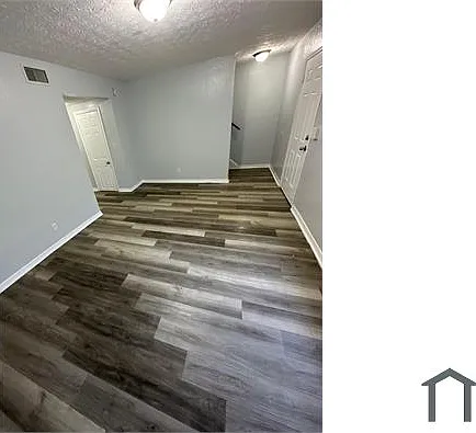 1430 W 18th St — Photo 13
