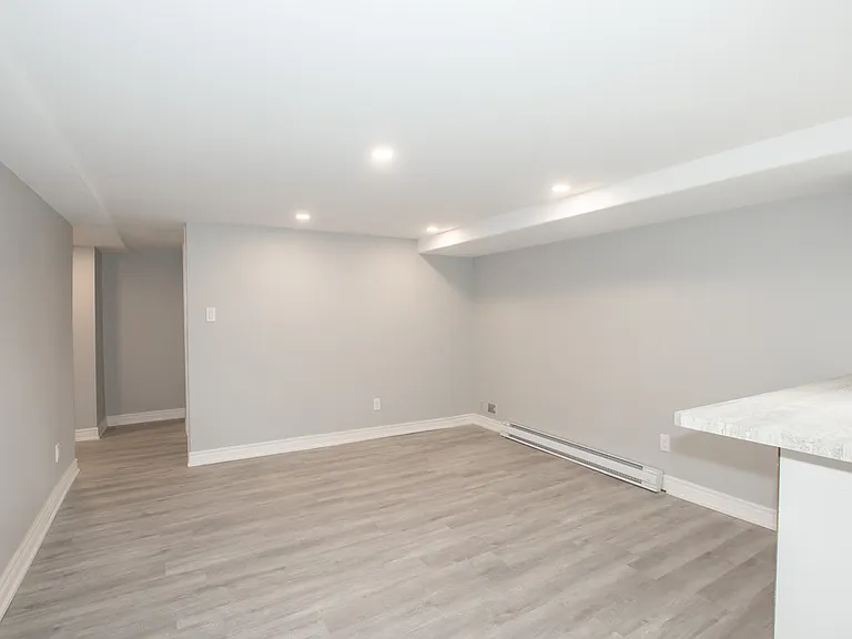 170 Southworth St N — Photo 3