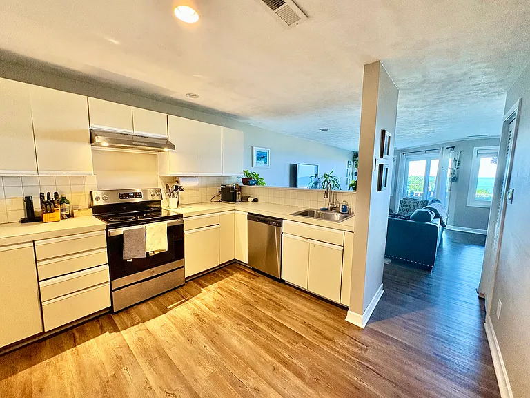 1183 Nantasket Ave #2 — Photo 9