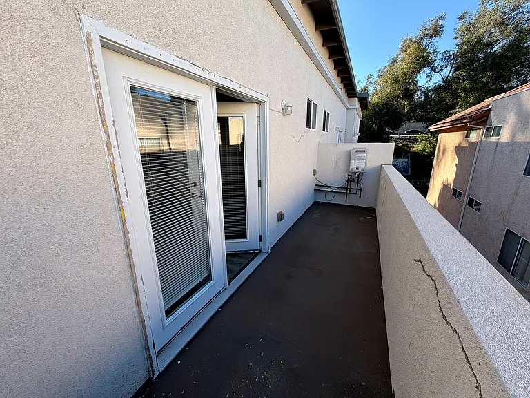 22425 Del Valle St #3 — Photo 22